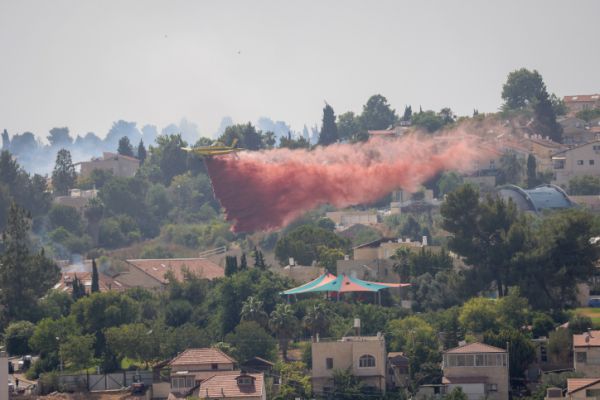 צוותי הכיבוי השיגו שליטה על האש במבשרת ציון
