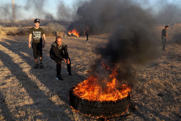 בעקבות בלוני התבערה: צה"ל תקף יעדי חמאס