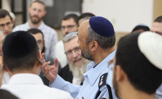 האם משטרת ישראל הופכת למשטרה שומרת הלכה?