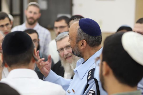 האם משטרת ישראל הופכת למשטרה שומרת הלכה?