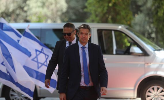 הנדל מציג: תכנית לאינטרנט מהיר ביו"ש