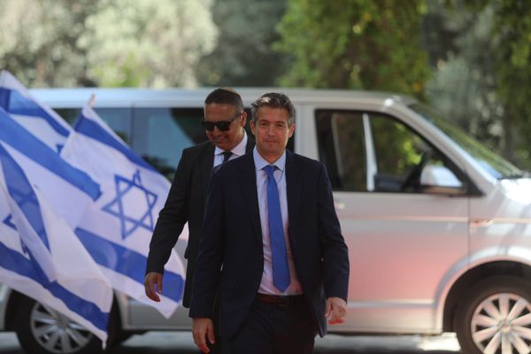 הנדל מציג: תכנית לאינטרנט מהיר ביו"ש