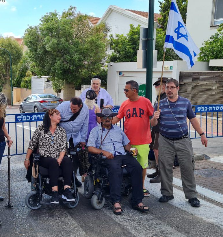 ארגון הנכים מול בית רה"מ: "התנהלות חסרת רגישות"