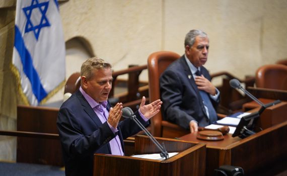 הורוביץ: "נקנוס את מי ששוהה במדינה מסוכנת"
