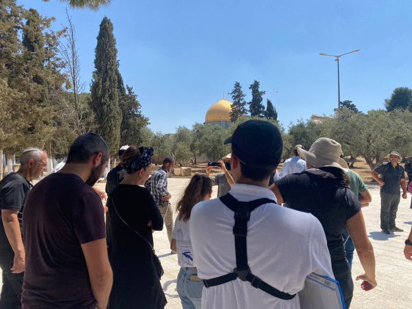 מה עשתה צופית גרנט בכיסוי ראש בהר הבית?