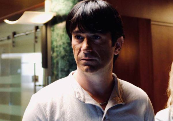 מעילה | הסדרה החדשה על אתי אלון