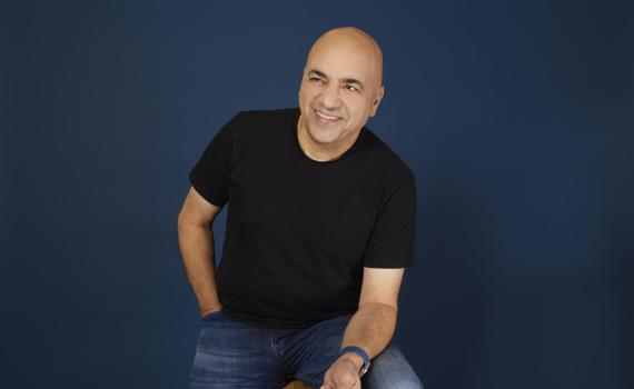 דני רובס מחשב מסלול מחדש בשיר שכתבה אישתו