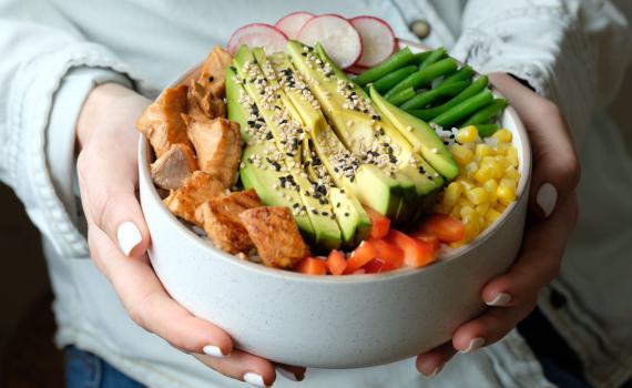 בודהה בול: ארוחה שלמה מזינה ובריאה בקערה אחת