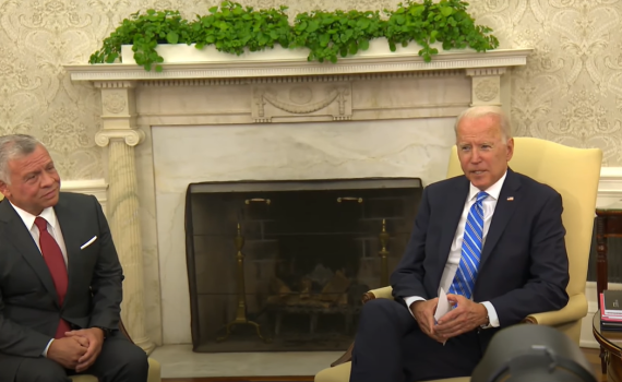 בצל סערת הר הבית: ביידן נפגש עם מלך ירדן