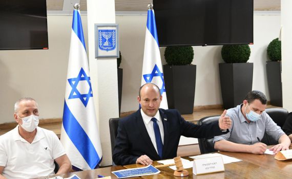 בנט הנחה: כתבי אישום יוגשו נגד מפרי בידוד