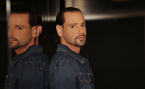 בזמן שהוא בבית האח הגדול: שיר חדש לג'קו אייזנברג