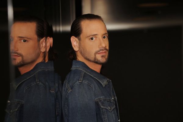 בזמן שהוא בבית האח הגדול: שיר חדש לג'קו אייזנברג