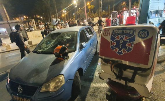 פיגוע בשער שכם: צעיר חרדי נפצע, המחבל חוסל