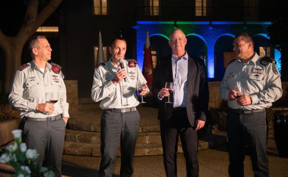 גנץ נפגש עם הרצי הלוי: "סומך עליו ומאחל הצלחה"