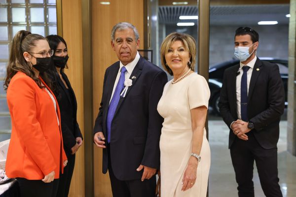 יו"ר הכנסת להרצוג: "מקווה שתוביל לשיח חדש ואחר"