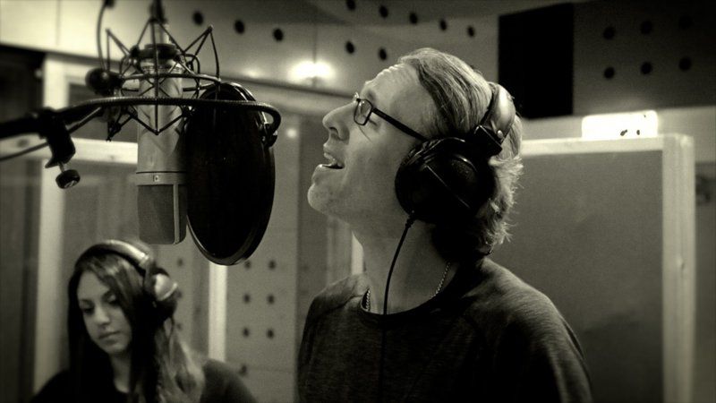 סינרגיה בשיר חדש שכתב סולן הלהקה לביתו| חזק/ה מכולם