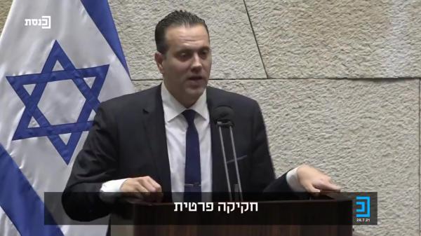 מיקי זוהר הסתלבט על מנסור עבאס וחטף. צפו