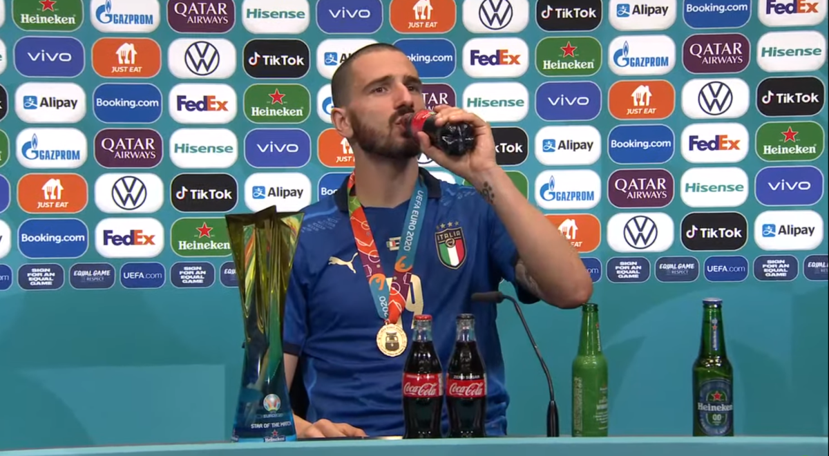 צפו: הקפטן האיטלקי שזכה ביורו עשה לרונאלדו דווקא