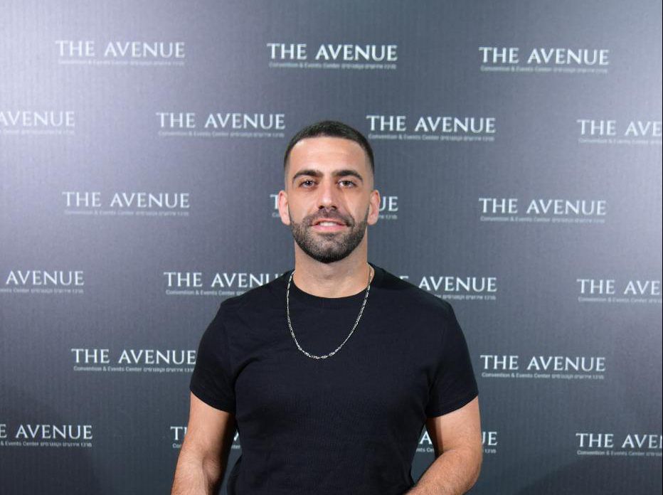 מזל טוב: אליעד נחום מאורס לבת זוגו