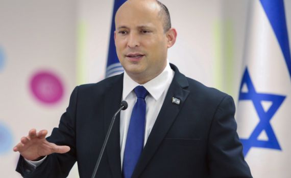 בנט: הממשלה הזאת קמה בזכות הציוצים של סמוטריץ'