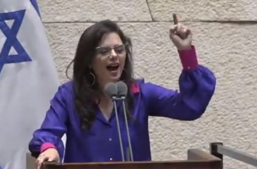 איילת שקד עושה בית ספר לח"כים הערבים. צפו