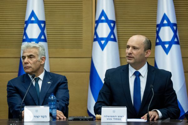 שוב: הח"כ איים, בנט ולפיד נלחצו והתקפלו