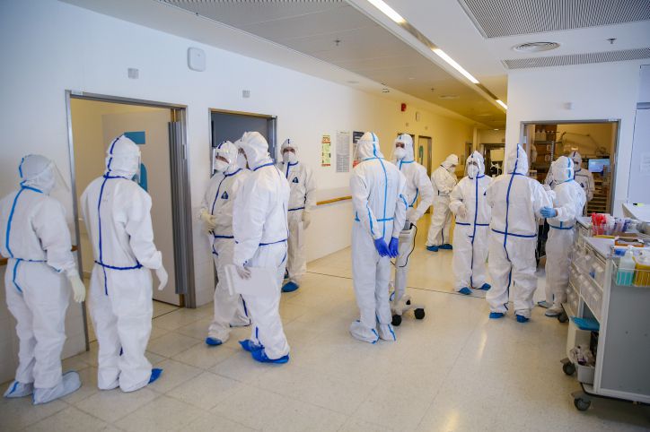 מנהל בית חולים: "החיסון מתפוגג לנו מול העיניים"