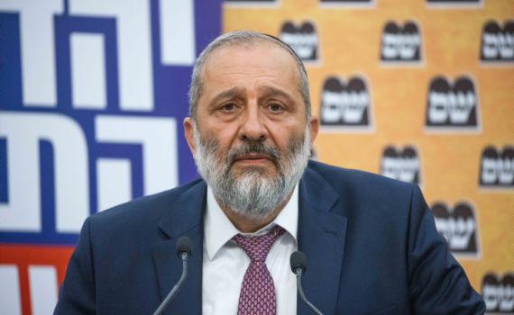 דרעי: מוכן למחול לליברמן כדי להקים ממשלה