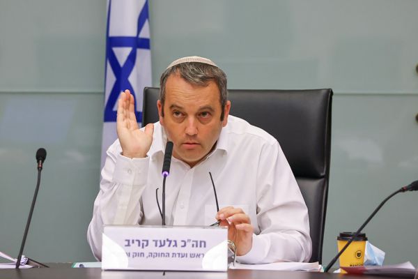 חברי ועדת החוקה דורשים את אישור תקנות חוק החרם