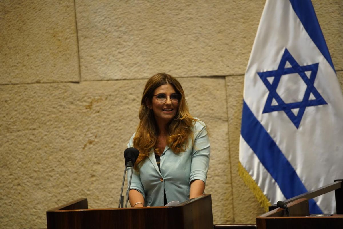 "הייתי חלק ממה שמכונה העולם הזוהר של דוגמנות"