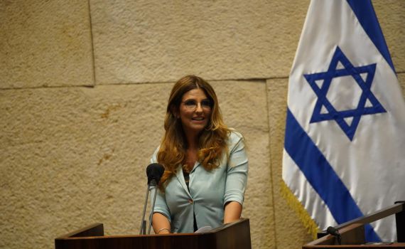 "הייתי חלק ממה שמכונה העולם הזוהר של דוגמנות"