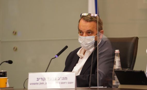 ועדת חוקה קיצרה את התו הירוק ב-18 ימים