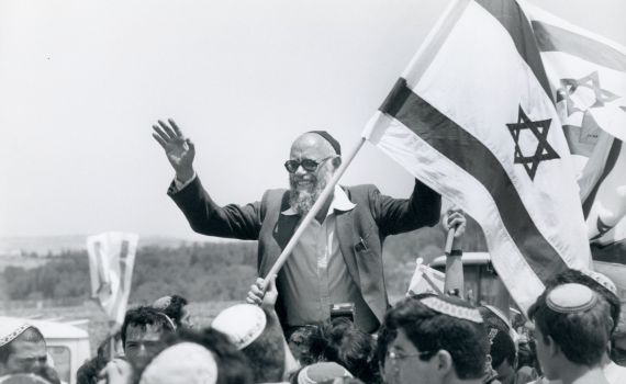 בקרוב בי-ם: רחובות ע"ש אורי אליצור והרב לוינגר?