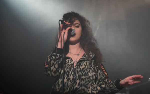 "מבקשת מחילה"| הסינגל החדש של יסמין מועלם