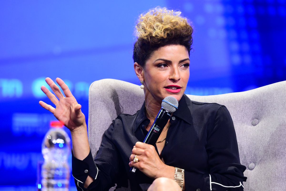 עדי אשכנזי עונה על השאלות החשובות בחיים