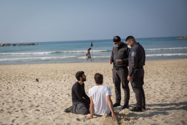 ההחלטות קבינט הקורונה: קיצור הבידוד ואכיפת מסכות