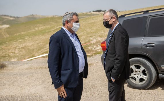 התעייפו מהלילות הארוכים: אלקין ולוין במגעים להסכם