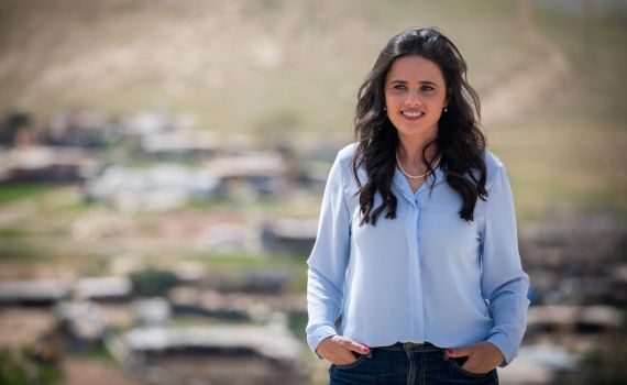 שקד לסרוגים: "בקרוב נקים ישובים חדשים בנגב"