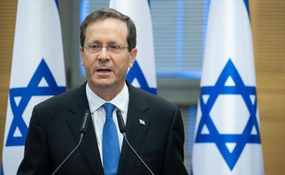 נר ראשון ביו"ש: הנשיא הרצוג יגיע להדלקה בחברון