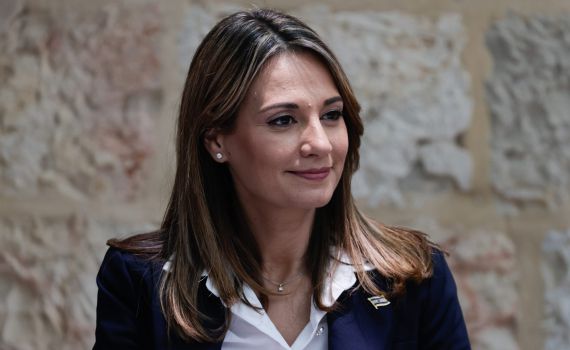 סערת שאשא ביטון | בנט: "מכילים עמדות מגוונות"