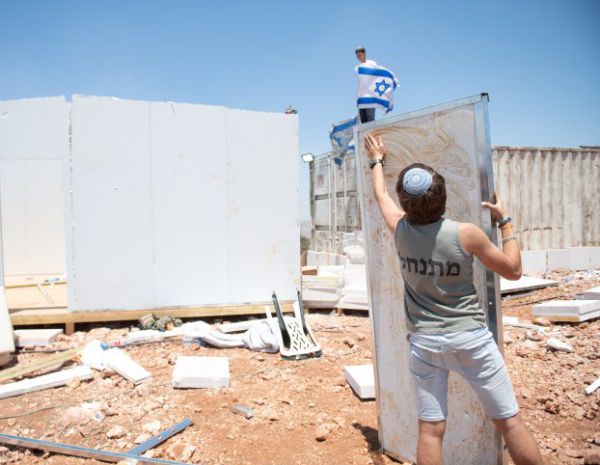 הפינוי עבר בשקט: מתיישבי אביתר האחרונים עזבו
