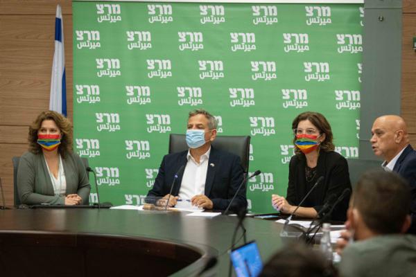 בלי בושה: חברי מרצ קוראים לפתוח את מעבר ארז