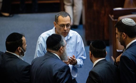 "בריונות": מחלוקת קשה על קיזוז ח"כ מאושפז