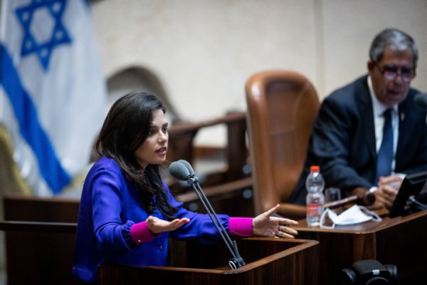 שקד: "כפי שהתחייבתי; מענה ראוי למשפחות"