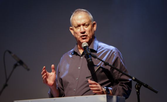 לאחר בדיקה נוספת: המזכיר של גנץ לא חלה בקורונה