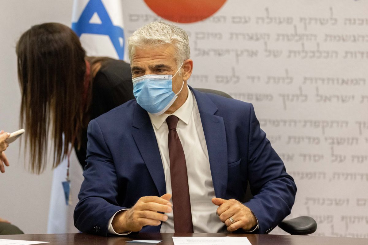 לפיד: יכול להיות שאקדם 2 מדינות כשאהיה רה"מ