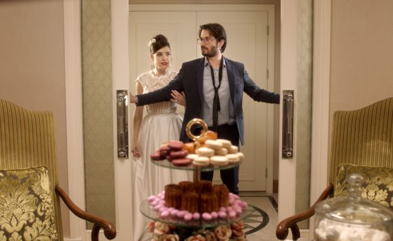 היוצרת של "אפס ביחסי אנוש" בסרט חדש| אחד בלב