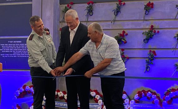 אחרי 21 שנה: אותות מערכה הוענקו ללוחמי צד"ל