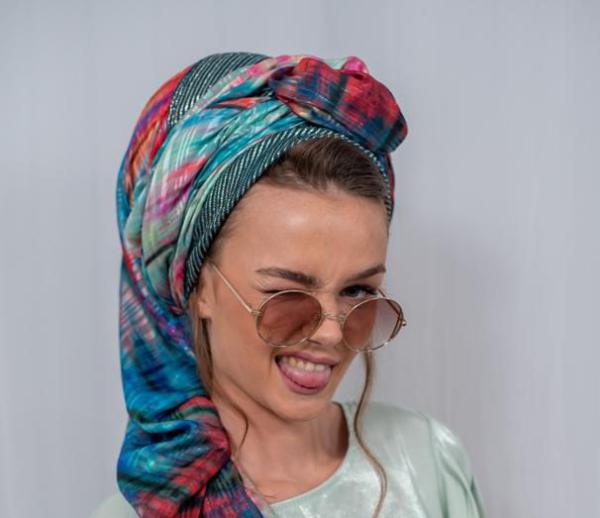 מיוחד לסרוגות: 3 קשירות למטפחת שאת חייבת להכיר