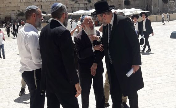 אחרי מינוי הרב אבינר לנשיא: הרב הראשי הגיע לביקור בישיבה